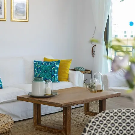 Chris Le Mare Luxury *