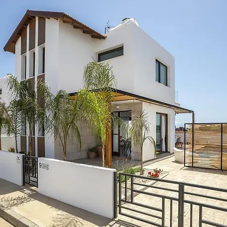 Villa Chris Le Mare Luxury Protaras